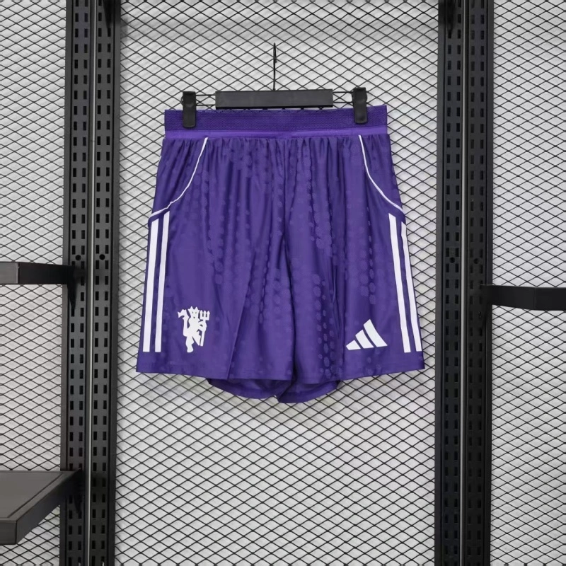 Player 2025-26 shorts Manchester United shorts