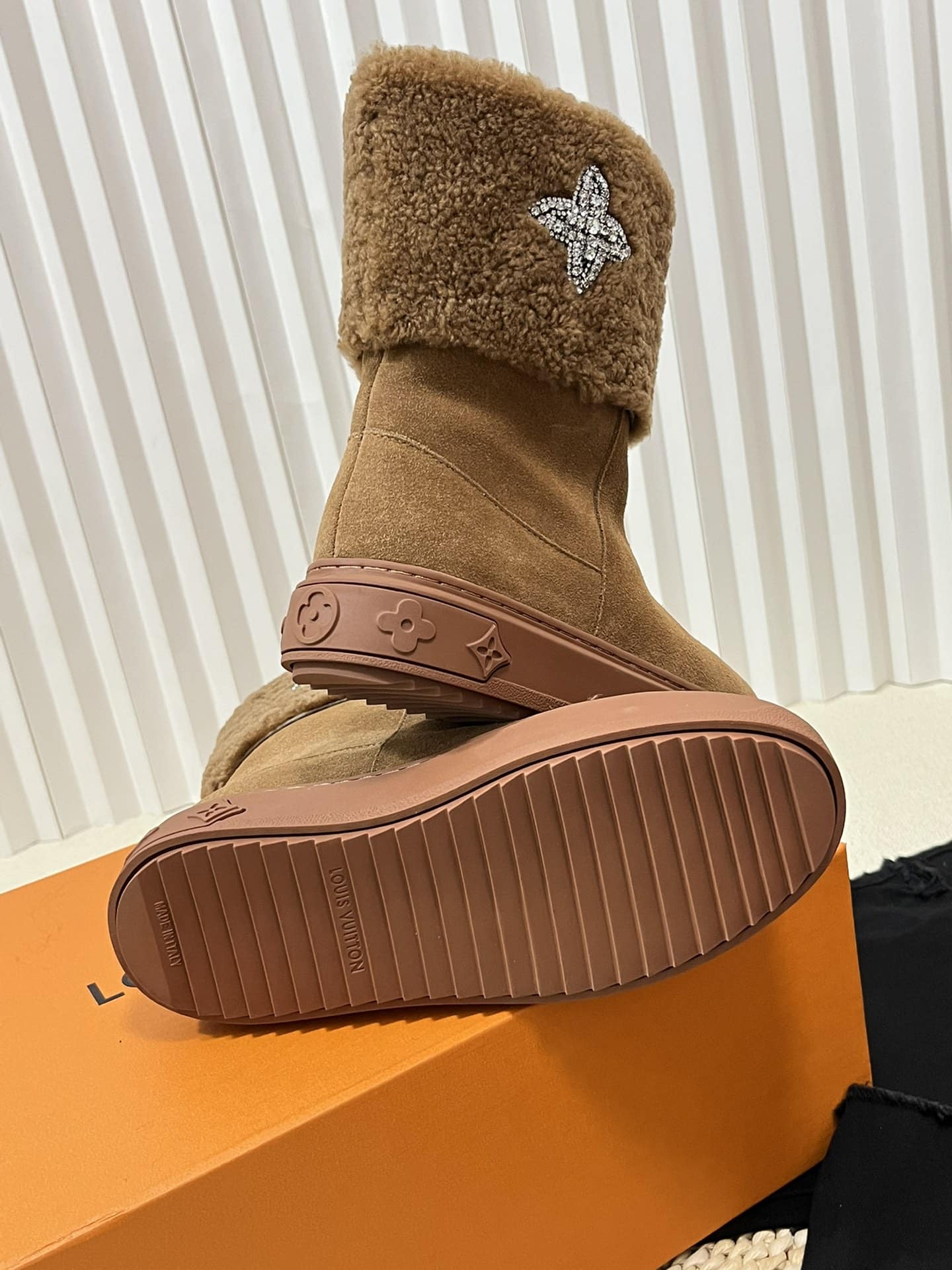 Louis Vuitton Ankle Boot Studded With Diamonds Brown