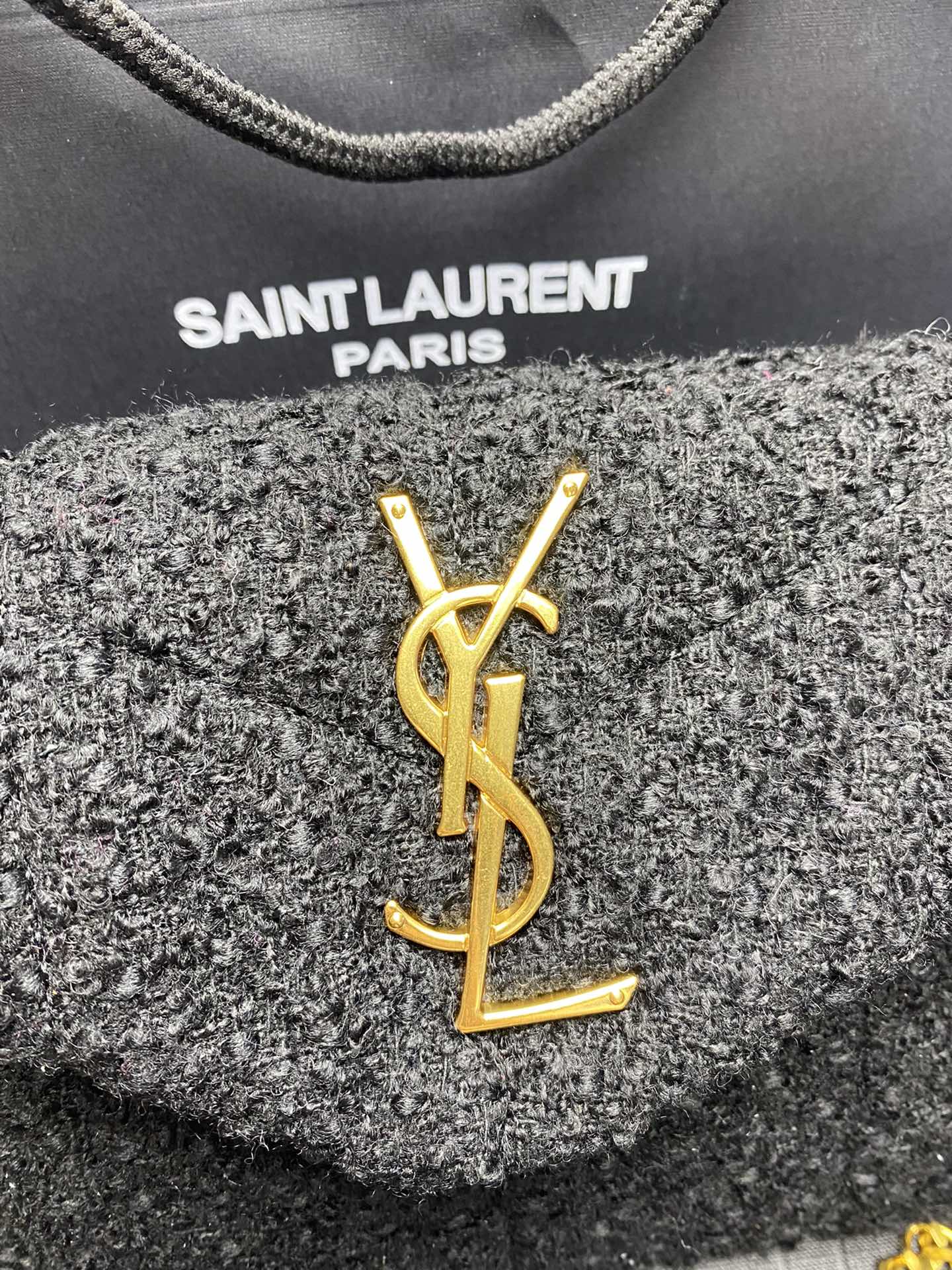 Saint Laurent Small Loulou Boucle Bag Black 23Cm