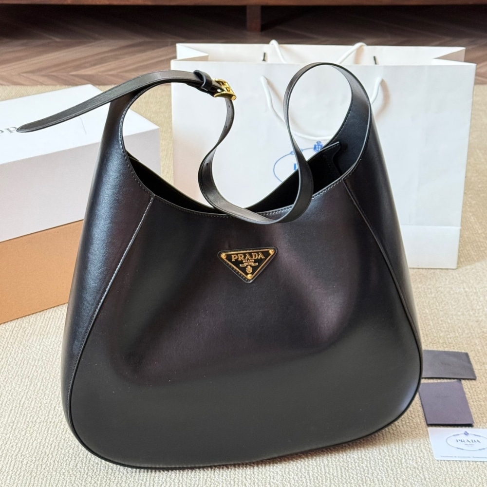 Prada Large Shoulder Bag With Topstitching Black 40Cm
