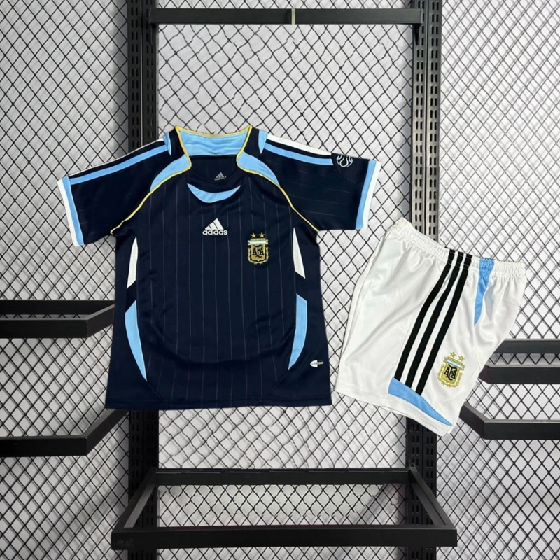 Retro KIDS 2006 KIDS Argentina away MESSI football jersey Retro