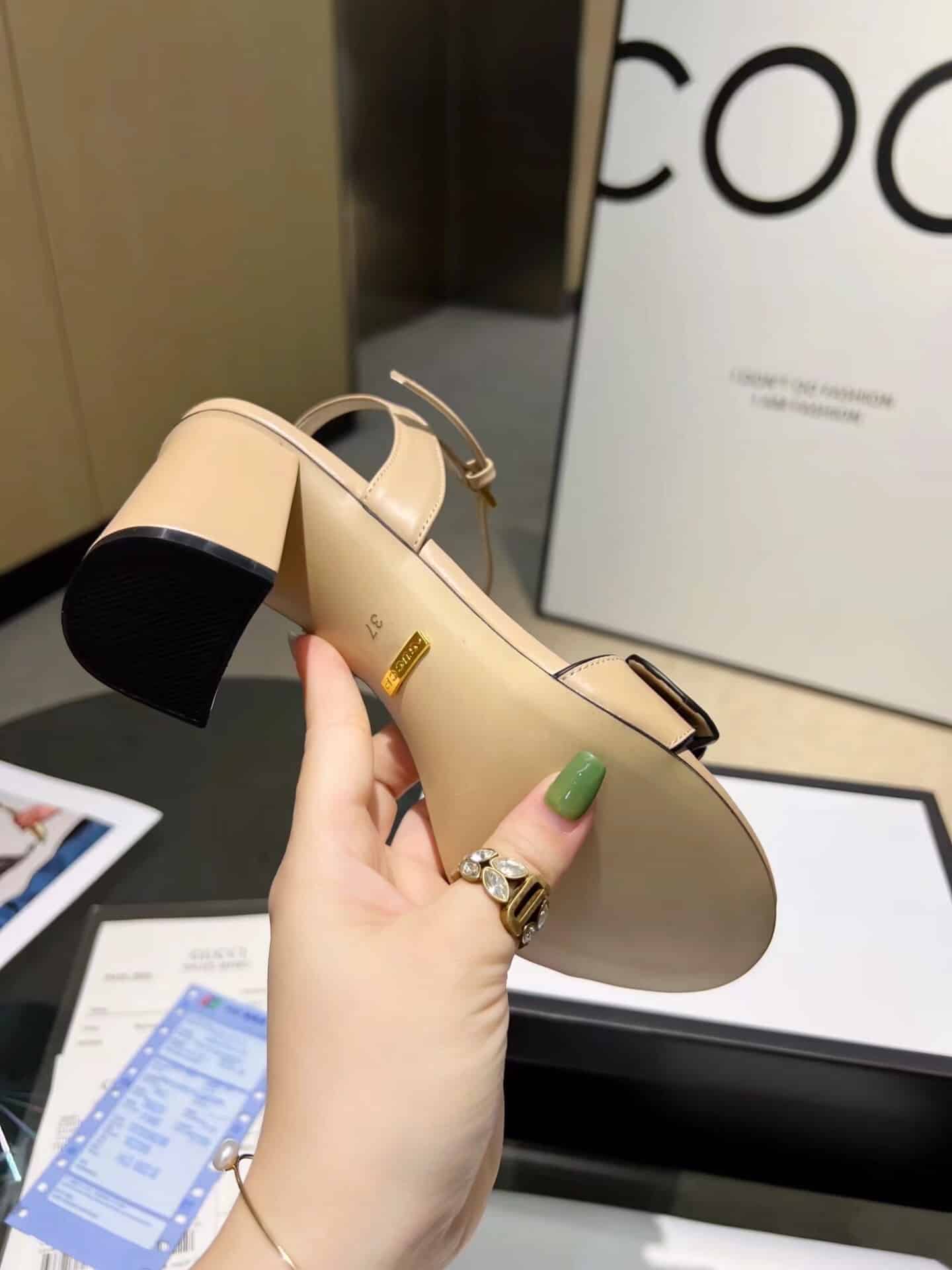 Gucci Leather Mid Heel Sandal Beige