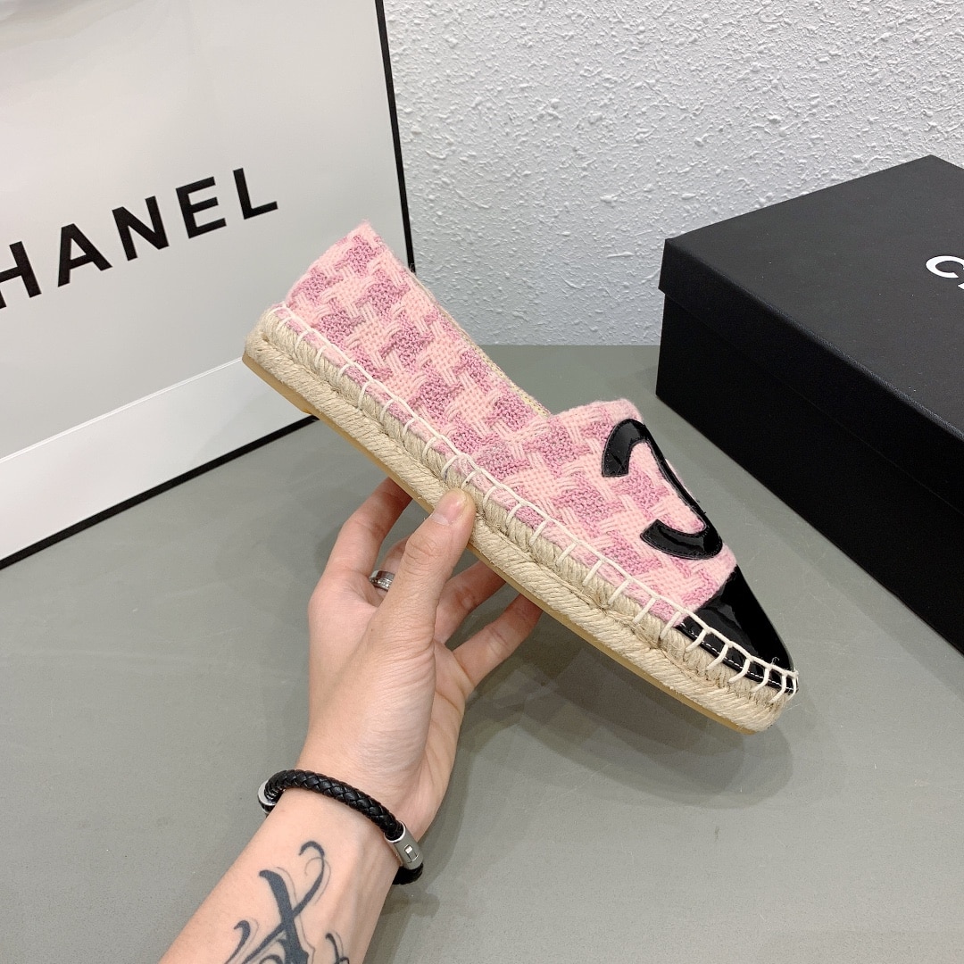 Chanel Tweed Patent Cc Espadrilles Slip On Pink Black