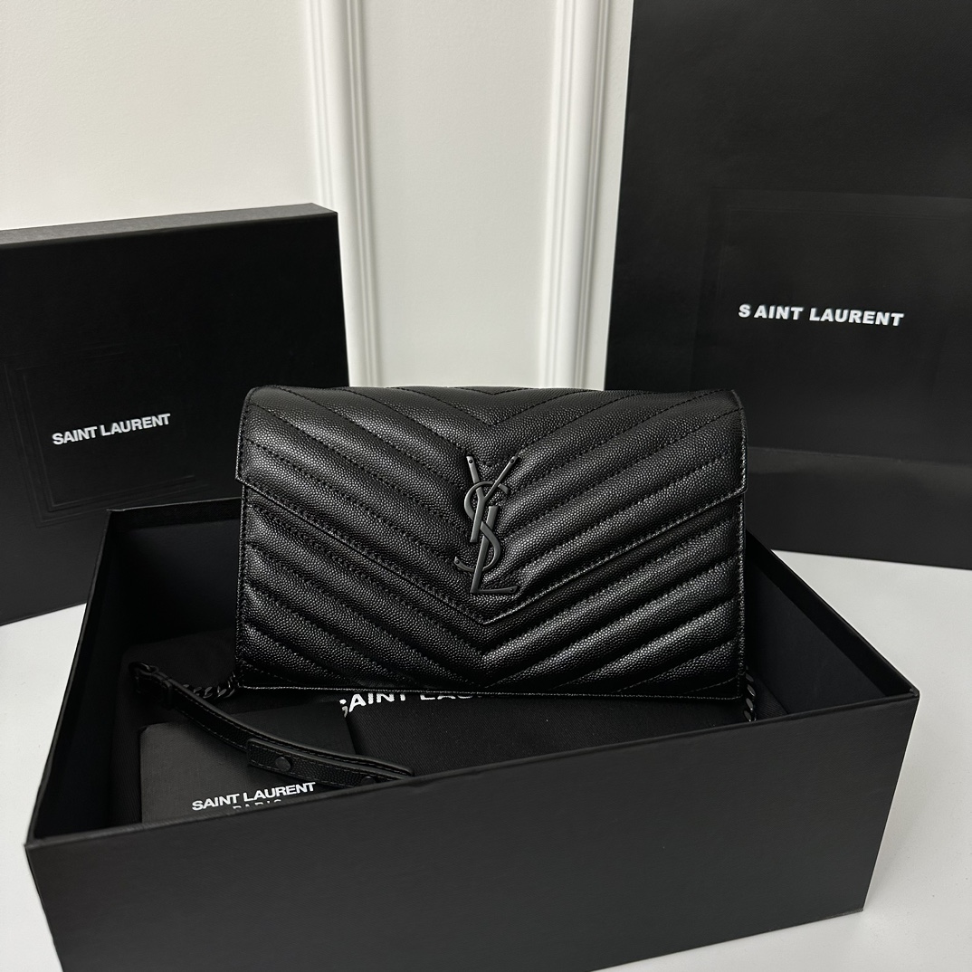 Cassandre Chain matelassé textured-leather wallet