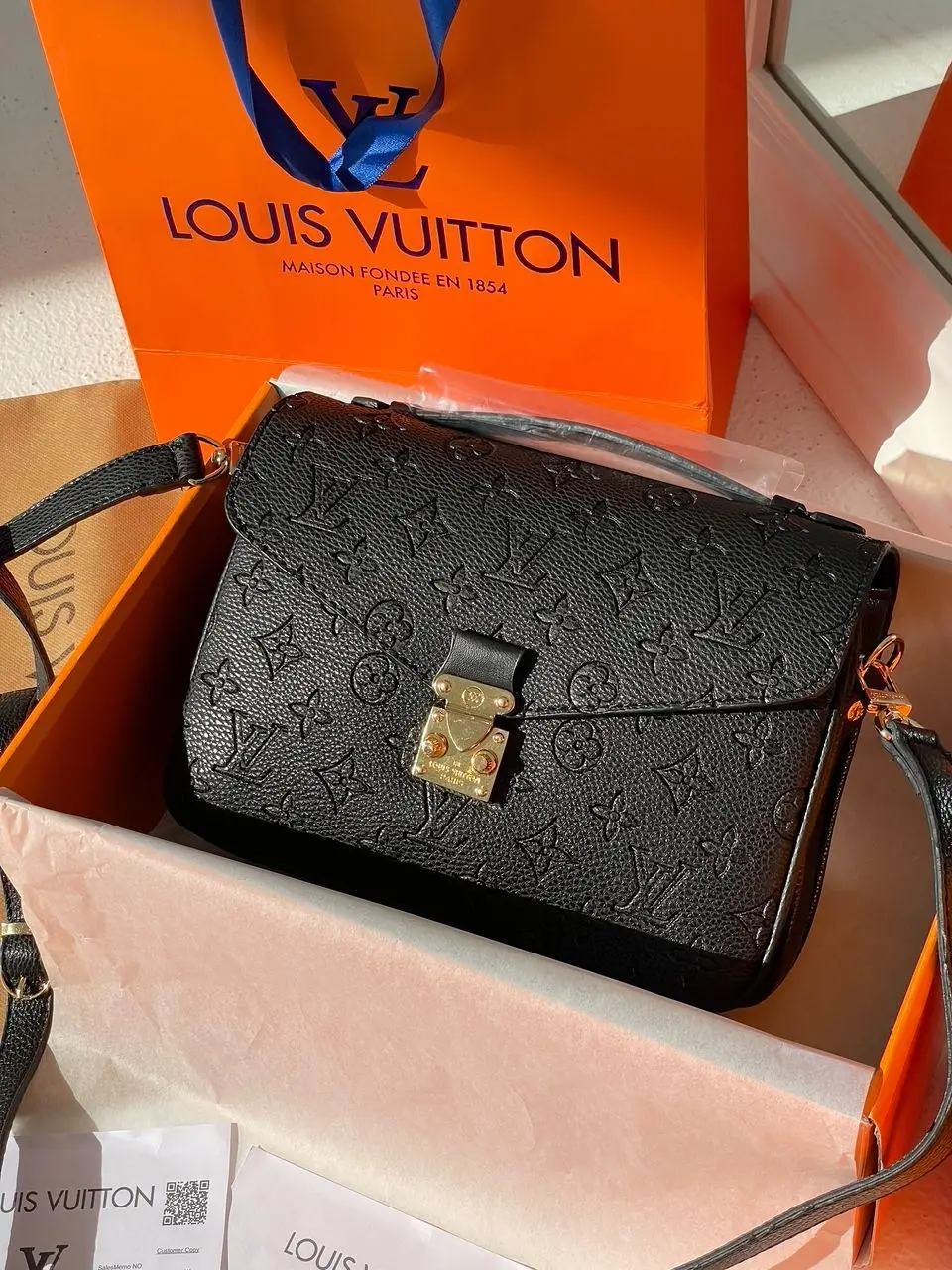 Louis Vuitton Monogram Canvas Pochette M Tis Black 25Cm