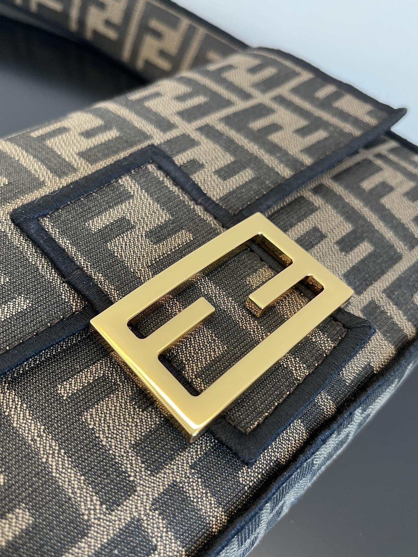 Fendi Baguette Jacquard Ff Fabric Bag 26Cm 8Br600A6V5F17U4