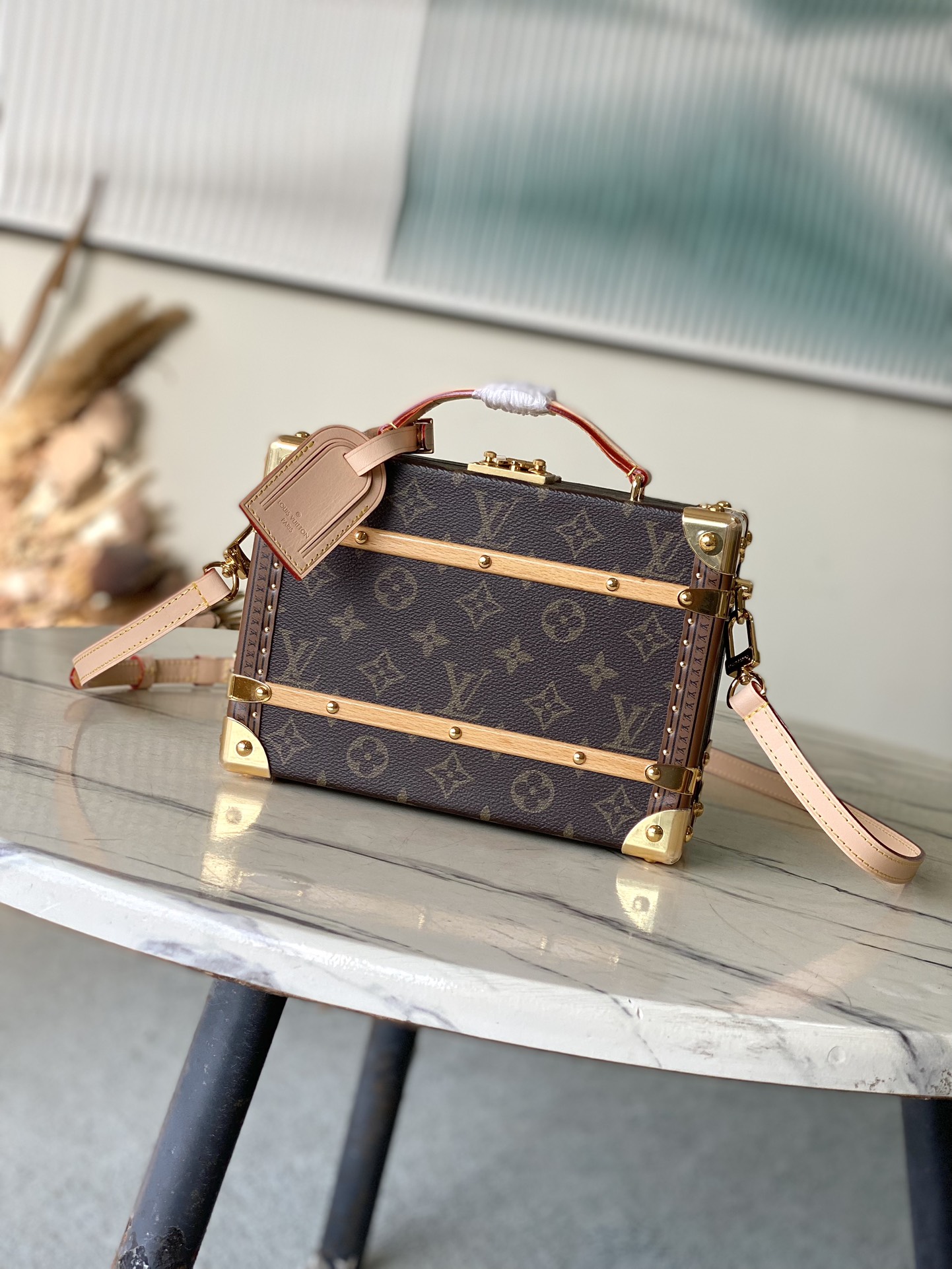 Louis Vuitton M11118 Handle Trunk Bag