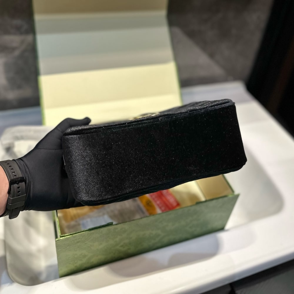 Gucci Small Gg Marmont Camera Bag Velvet Black 23Cm
