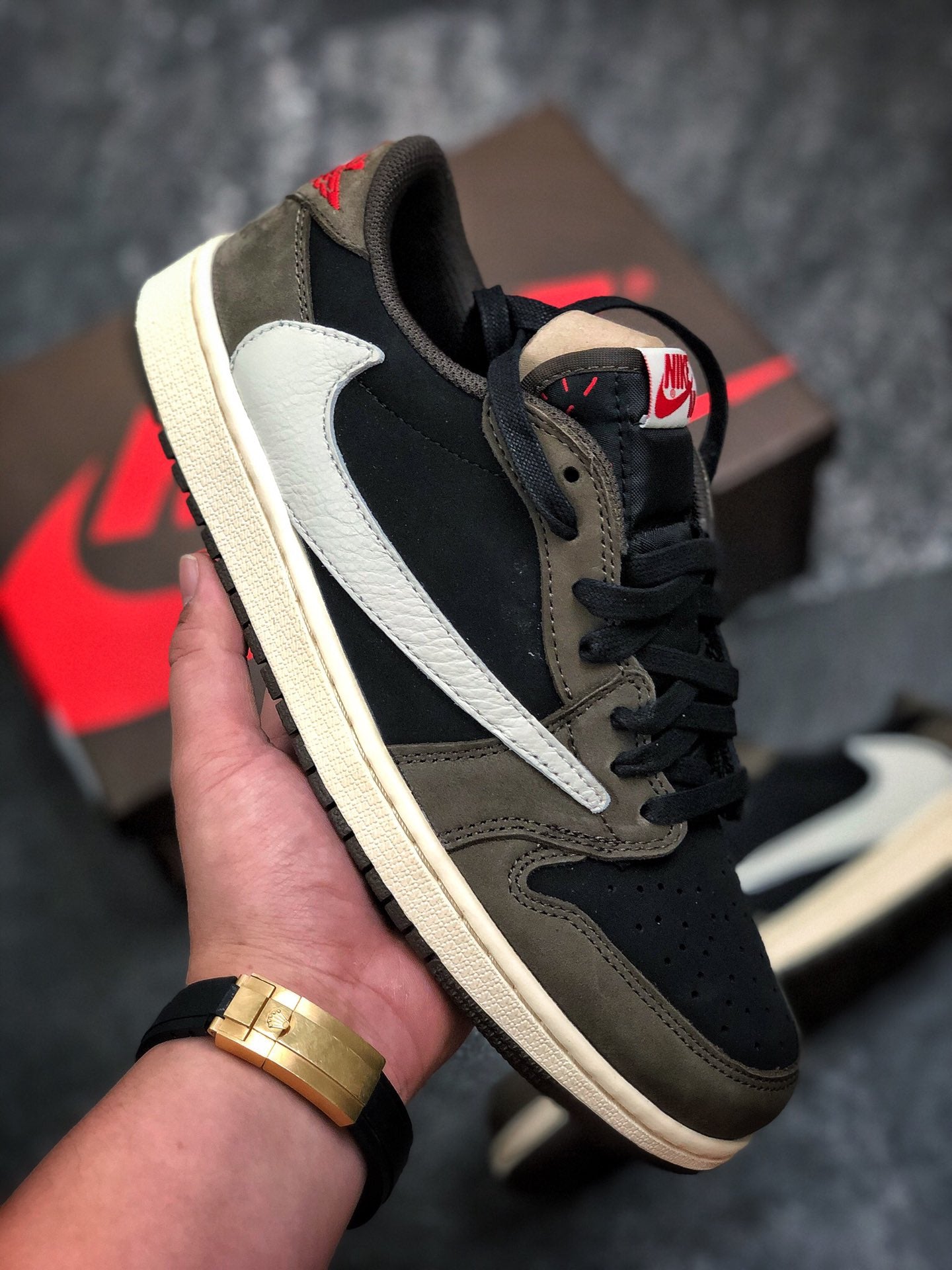 Jordan 1 Retro Low Travis Scott