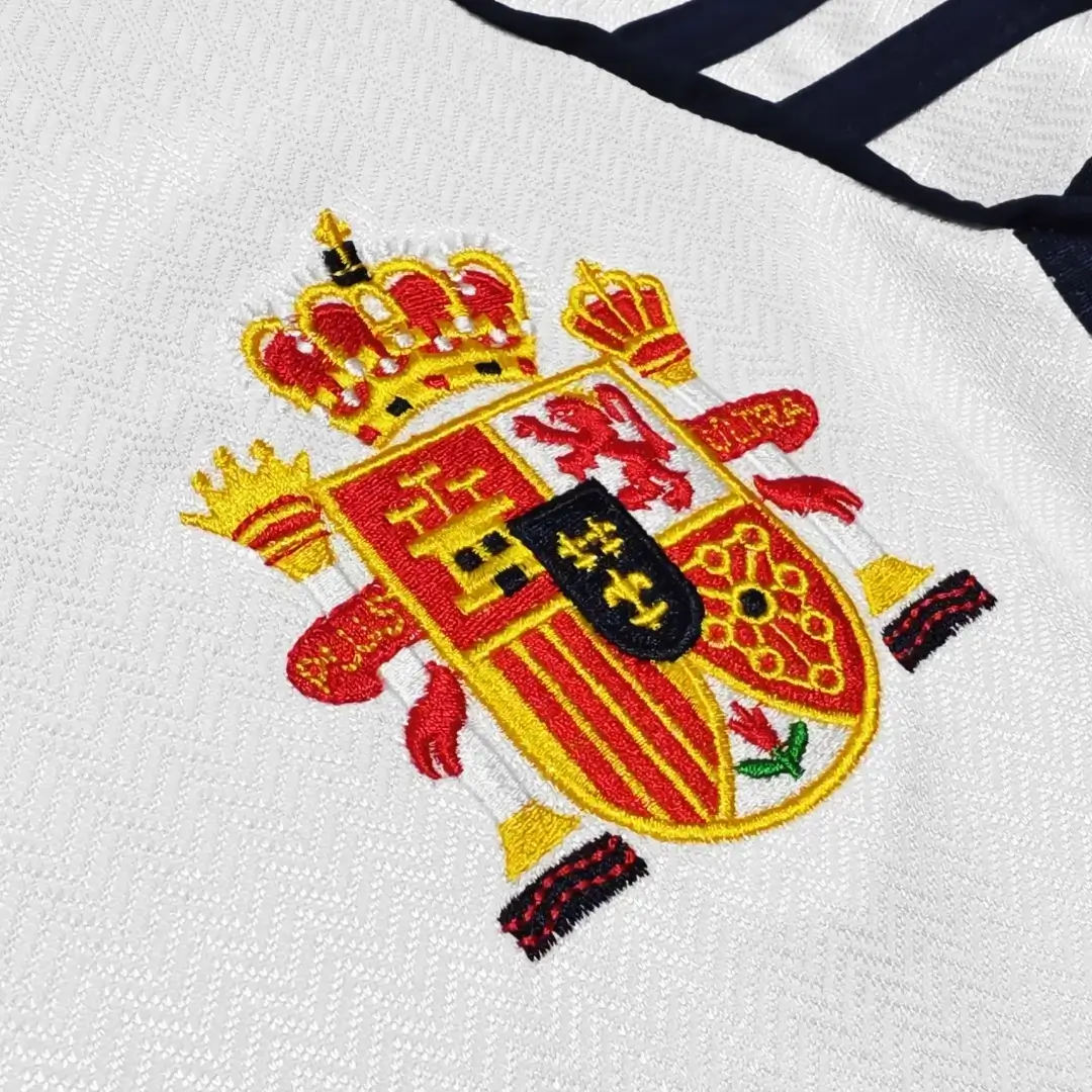 Saha #20 Fulham 2001/02 Home Retro Soccer Jersey