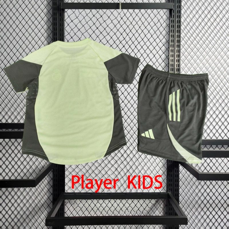 Player 2025-26 Real Madrid Special Edition Kids football jersey Player KIDS