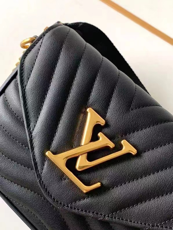 Louis Vuitton New Wave Multi Pochette 19Cm Black