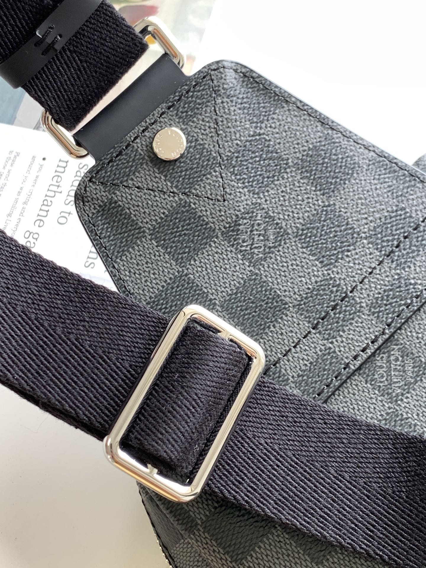 Louis Vuitton Avenue Slingbag Damier Infini Onyx Silver 31Cm N40097 Bag For Men