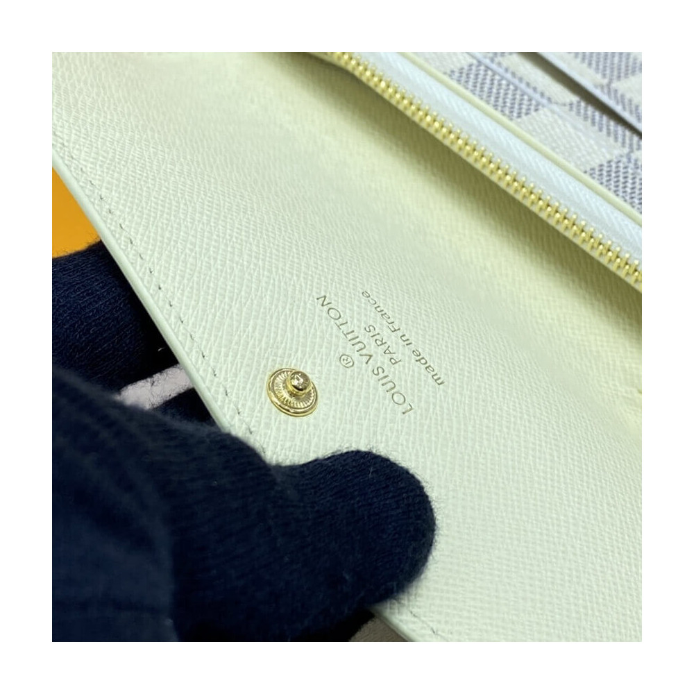 Louis Vuitton Damier Azur Emilie Wallet Beige