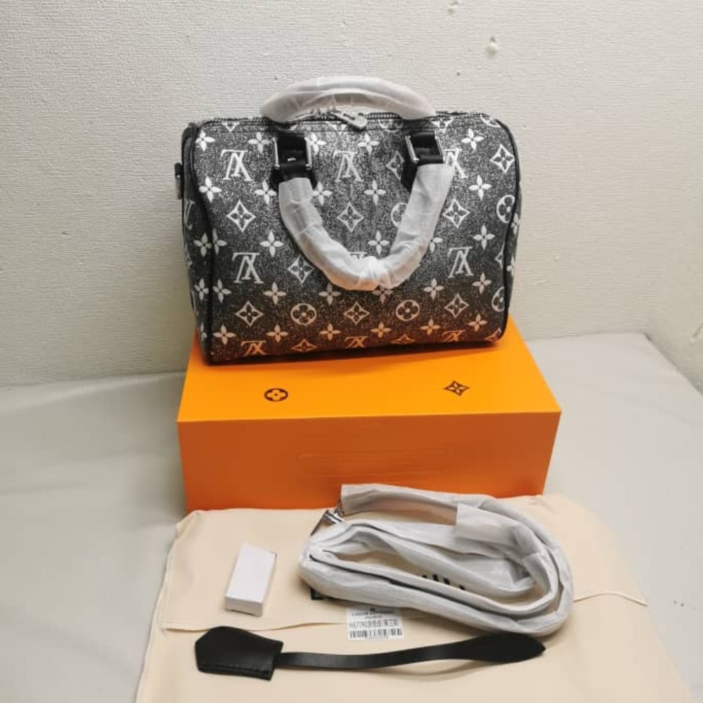 Louis Vuitton Speedy Bandoulière 25 Grey 25Cm M21464