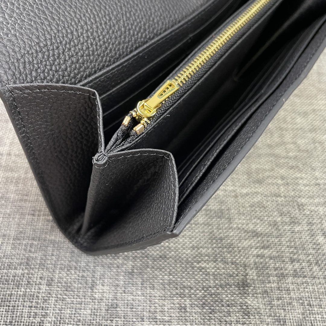 Hermes Constance Wallet Epsom Leather Gold Hardware In Black 20cm