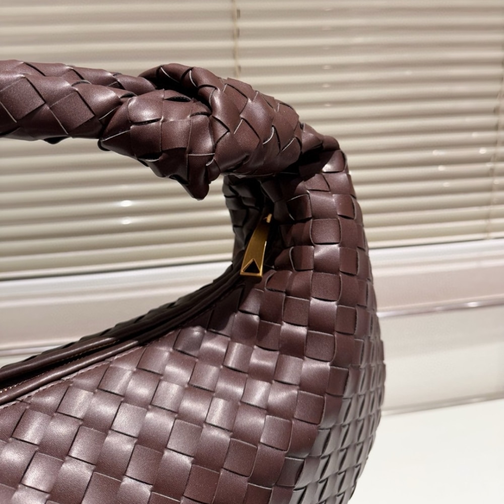 Bottega Veneta Classic Jodie Bag In Fondant 49Cm
