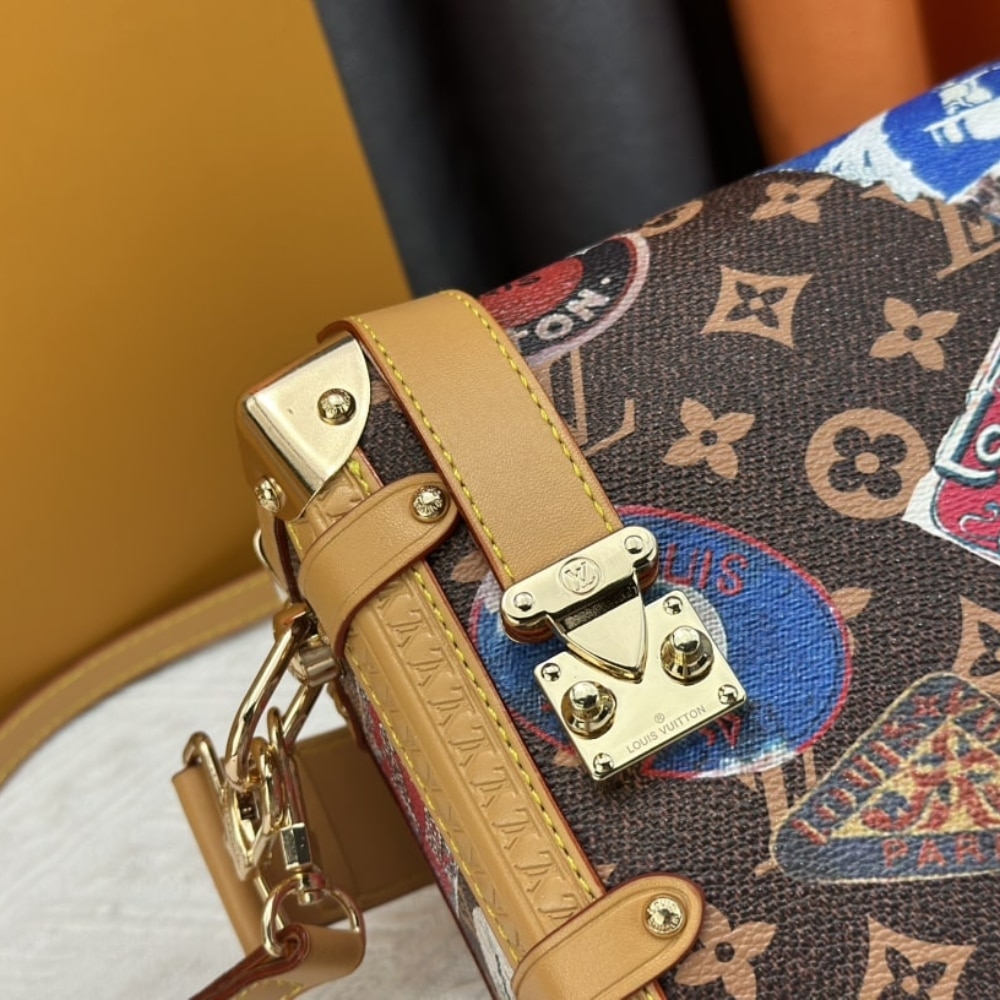 Louis Vuitton Side Trunk MM Flight Mode Gaston 23Cm M47085