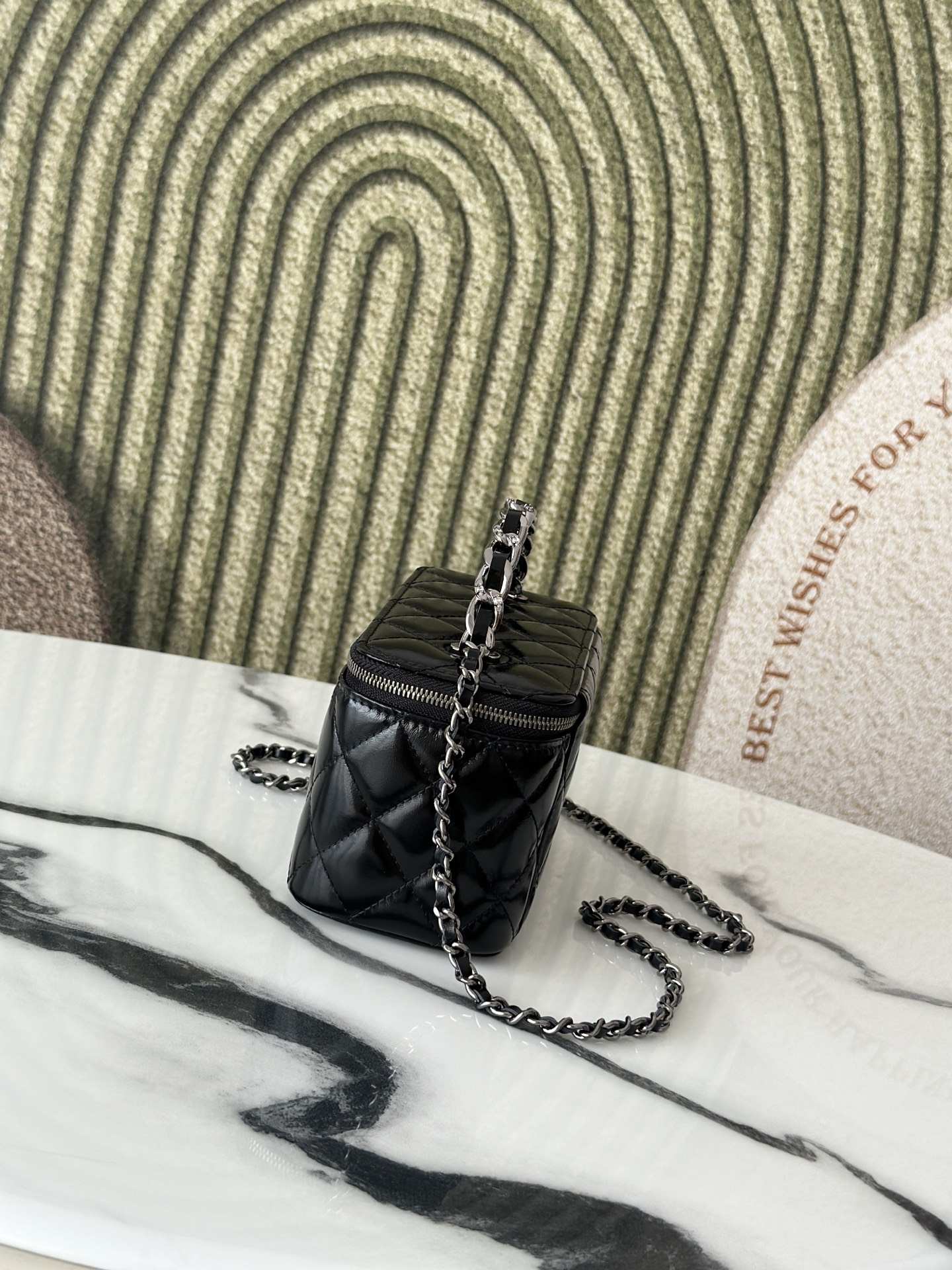 Quilted Patent Vanity Case with Chain (AP3940) in Black Patent Calfskin with Ruthenium-Finish Metal Hardware, 25B Fall-Winter Collection