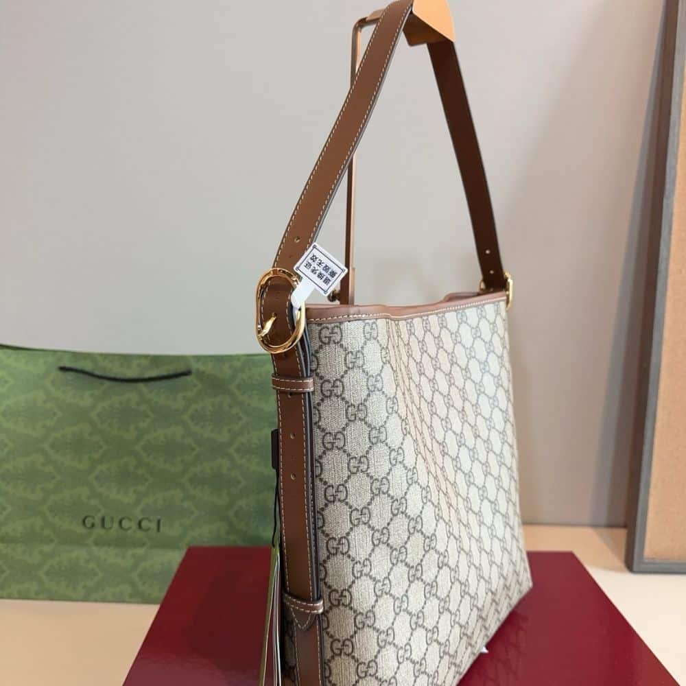Gucci GG Emblem Medium Bucket Bag Beige And Dark Brown Fabric 31Cm 815103 FAD6L 9758