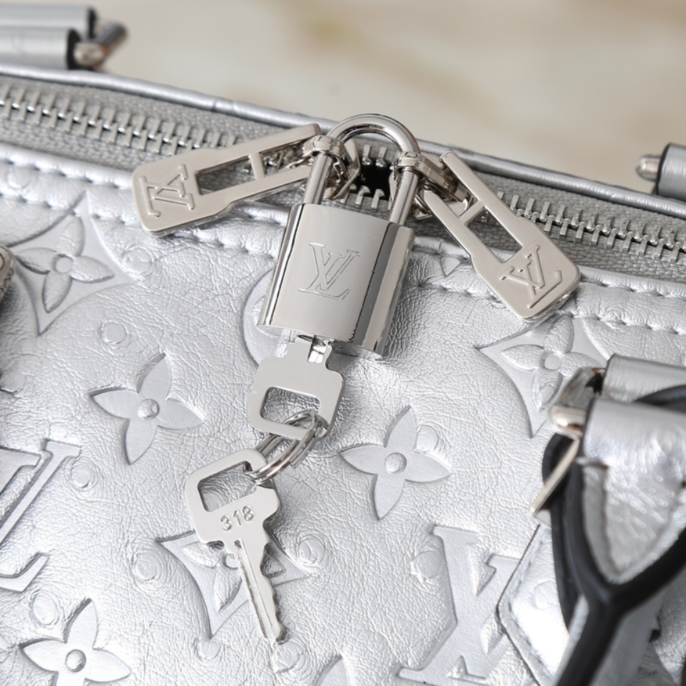 Louis Vuitton Speedy Soft Bandoulière 30 Monogram Silver 30Cm N89437