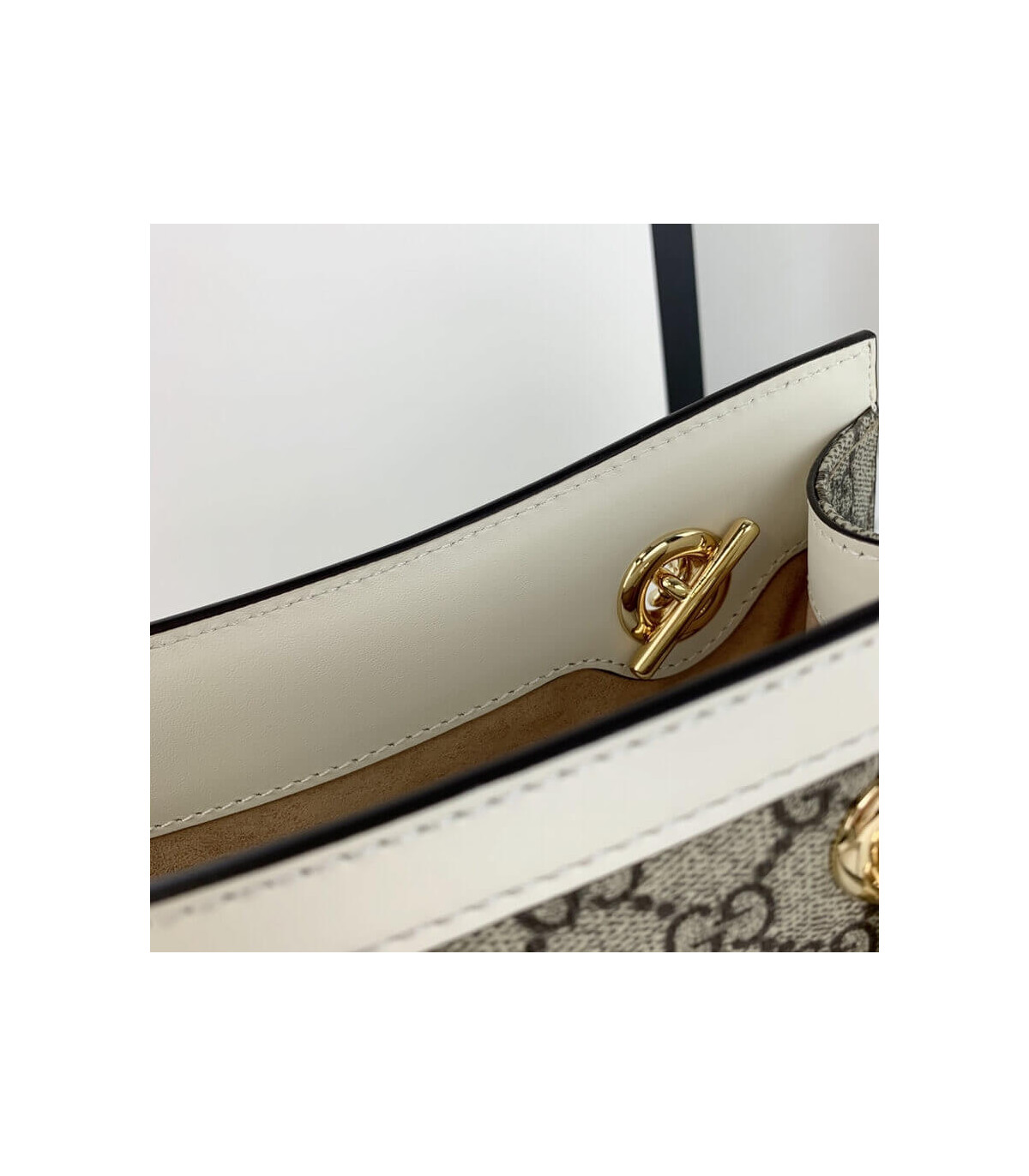 Gucci GG Supreme Padlock Small Shoulder Bag White