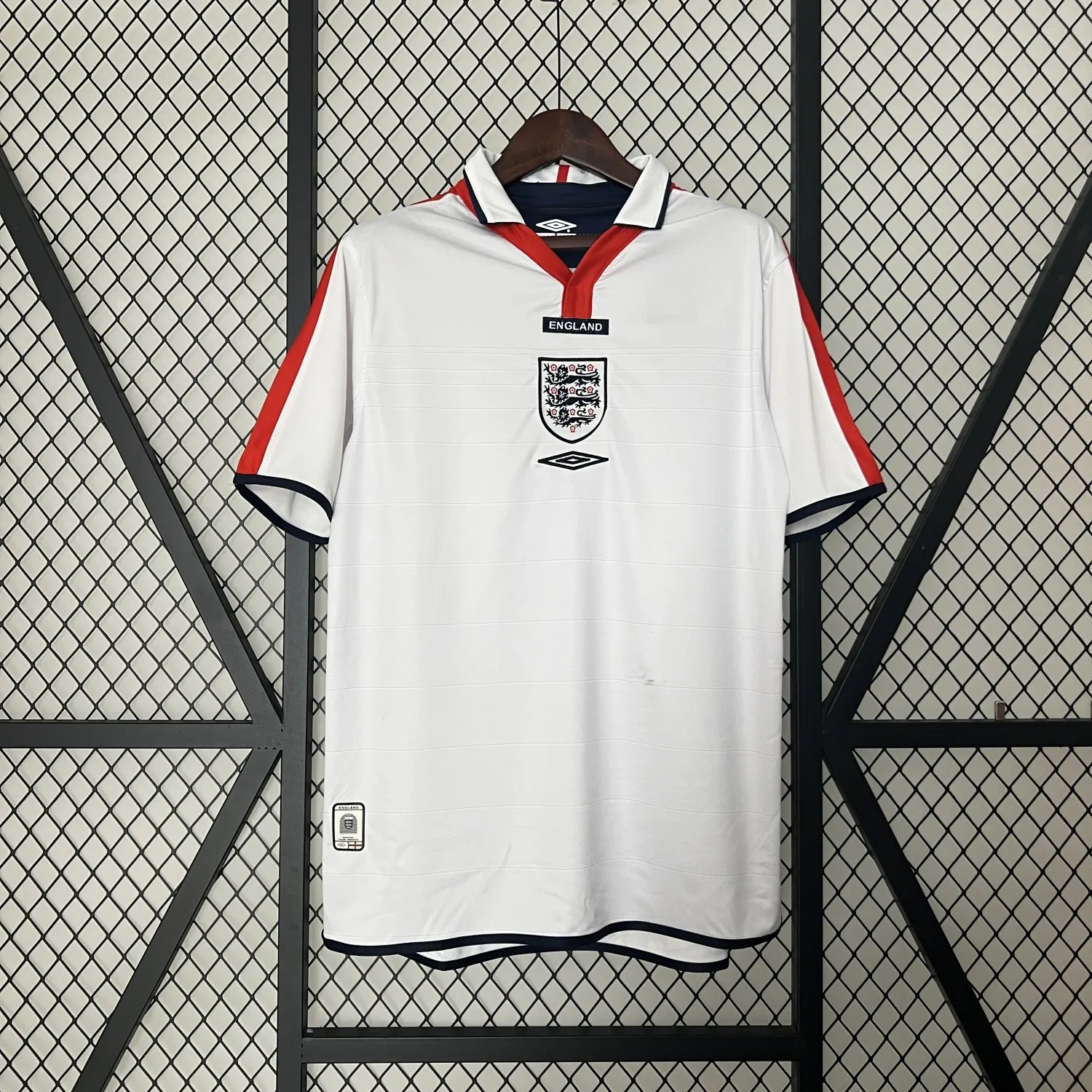 retro 2004 England home football jersey retro