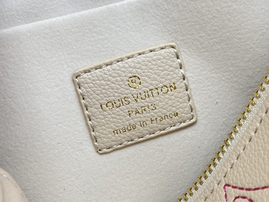 Louis Vuitton Speedy Bandoulière Monogram Empreinte 20Cm M46667