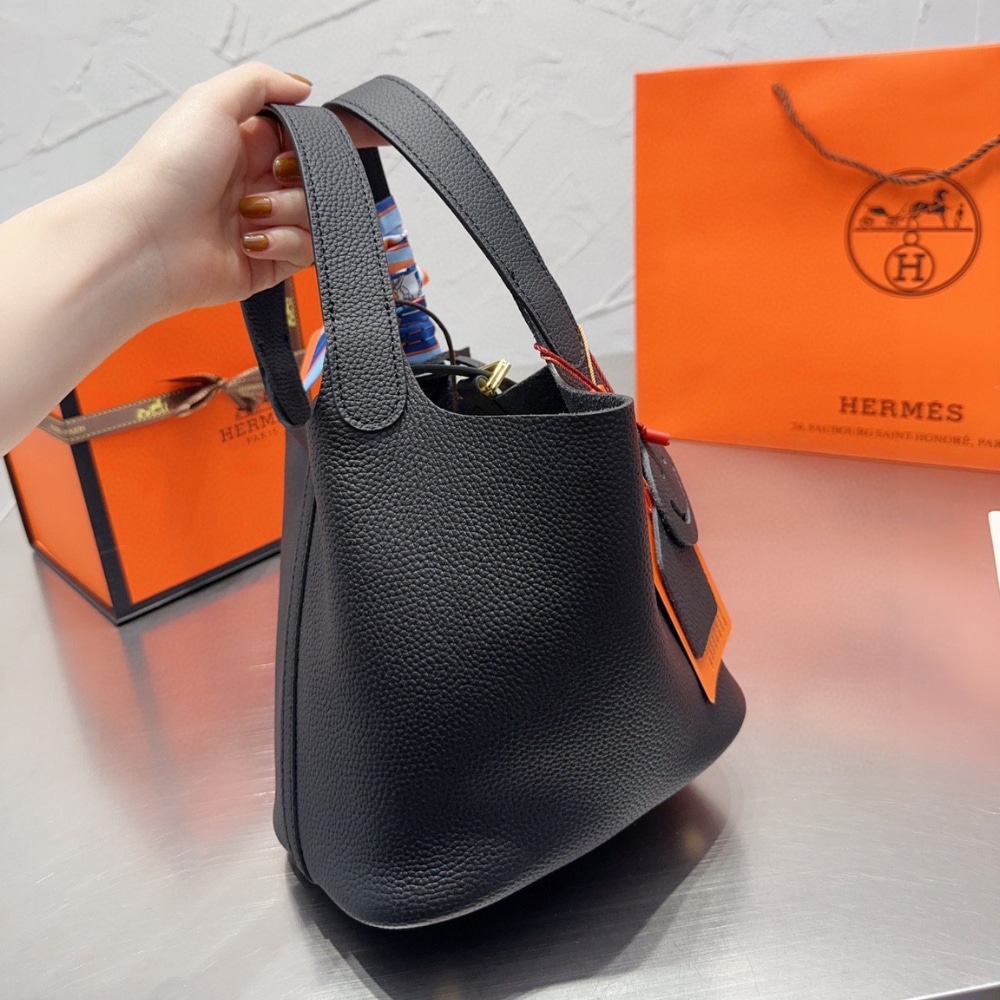 Hermes Picotin Lock 18 Bag Black With Gold 18Cm H056289Cc3Y