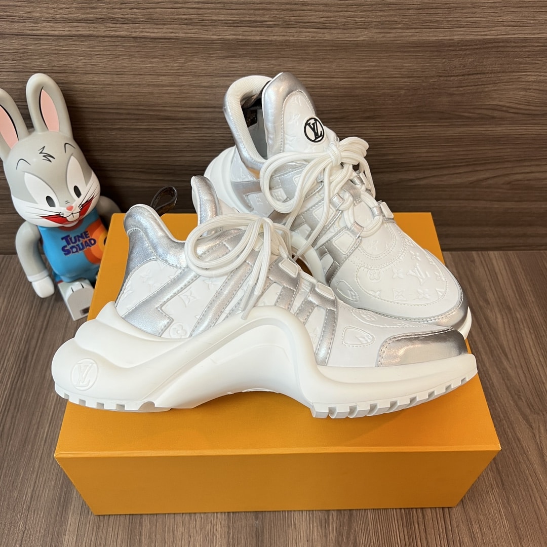 Louis Vuitton Archlight Sneaker Silver 1Abvfn