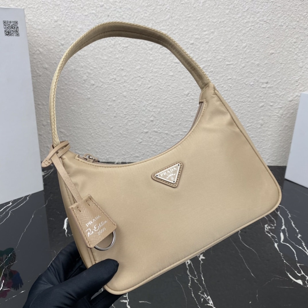 Prada Re-Nylon Re-Edition 2000 Mini-Bag Nude