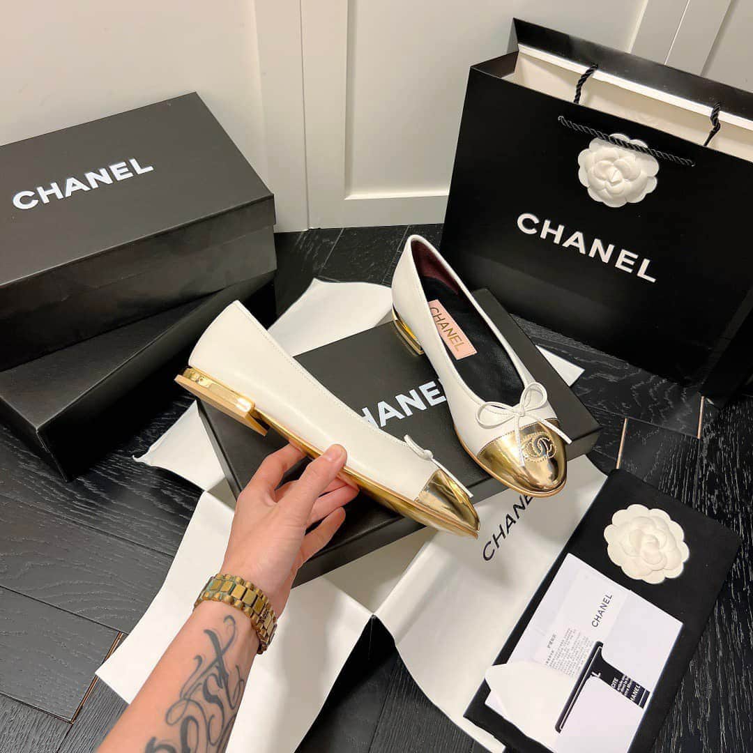 Chanel Leather Cap Toe Ballet Flats White Gold