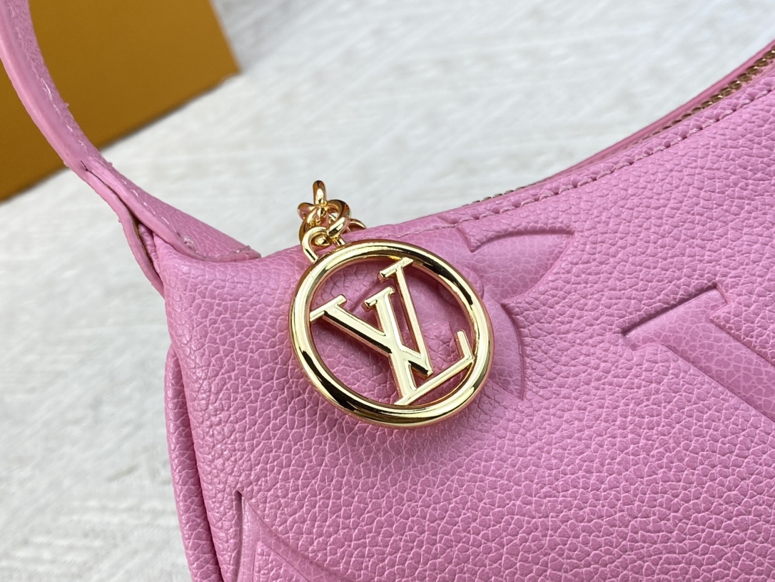Louis Vuitton Mini Moon Pink 20Cm M82487