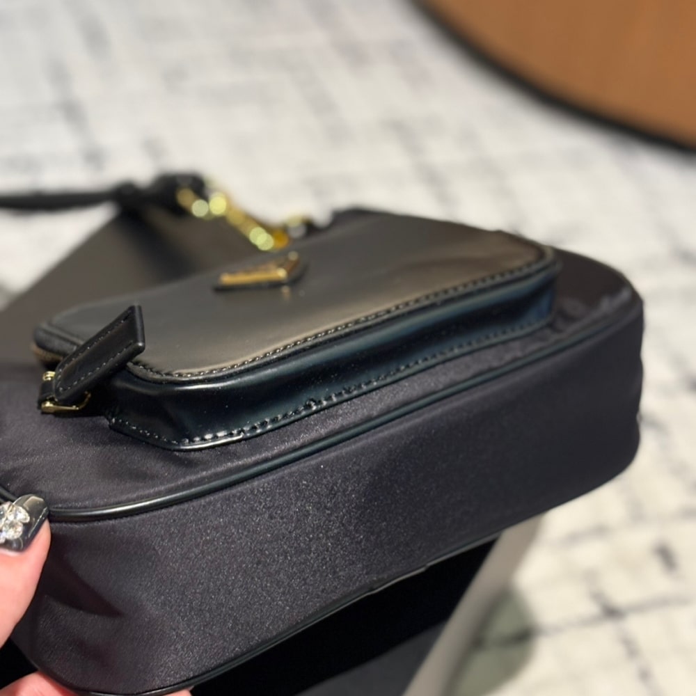 Prada Leather Pocket Re Nylon Shoulder Bag Black 22Cm