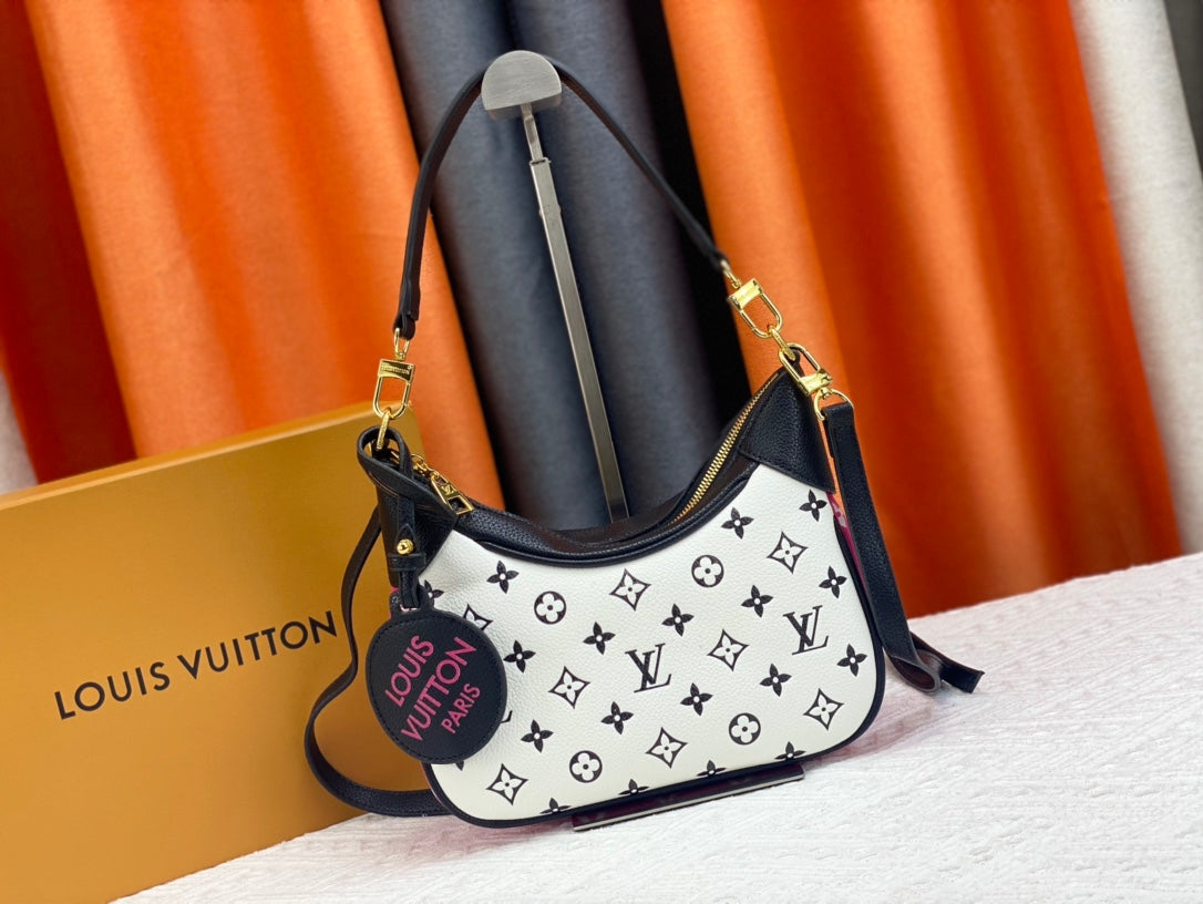 Louis Vuitton Bagatelle 22Cm White