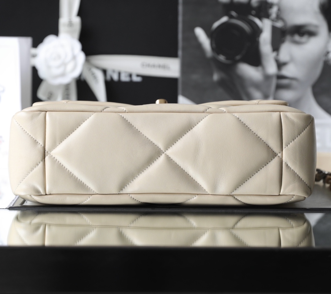 Chanel 19 Flap Bag Beige 30cm