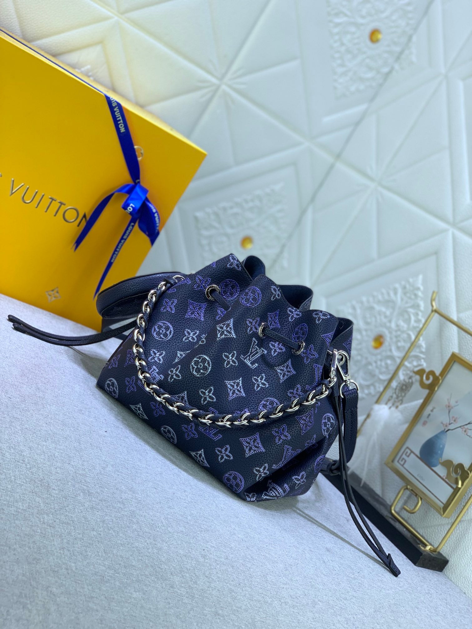 Louis Vuitton Bella Navy Blue 22Cm M21096