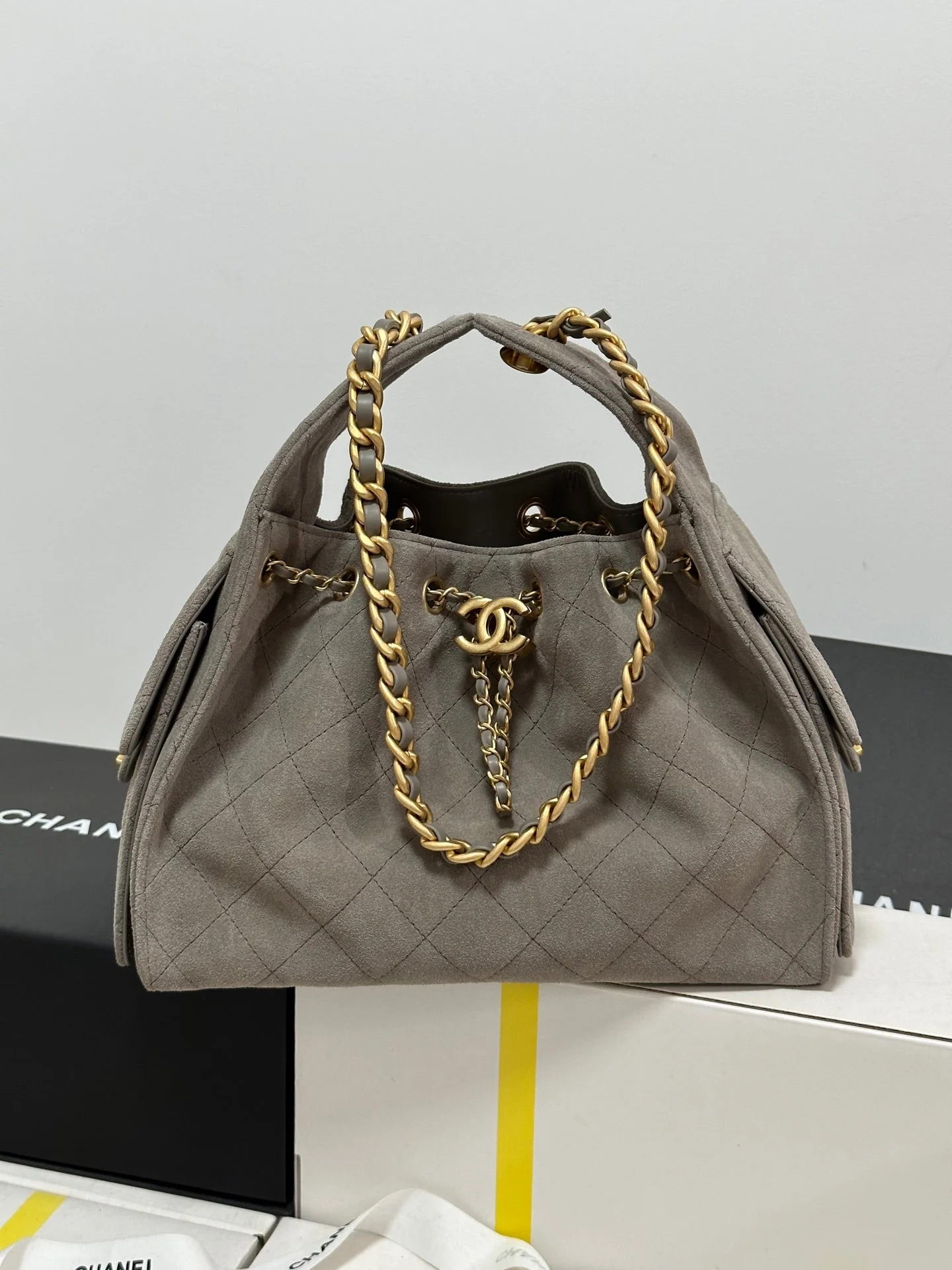 CC 25C Hobo Bags 30cm Warm Grey Suede 243557