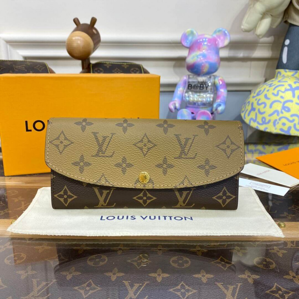 Louis Vuttion Emilie Wallet