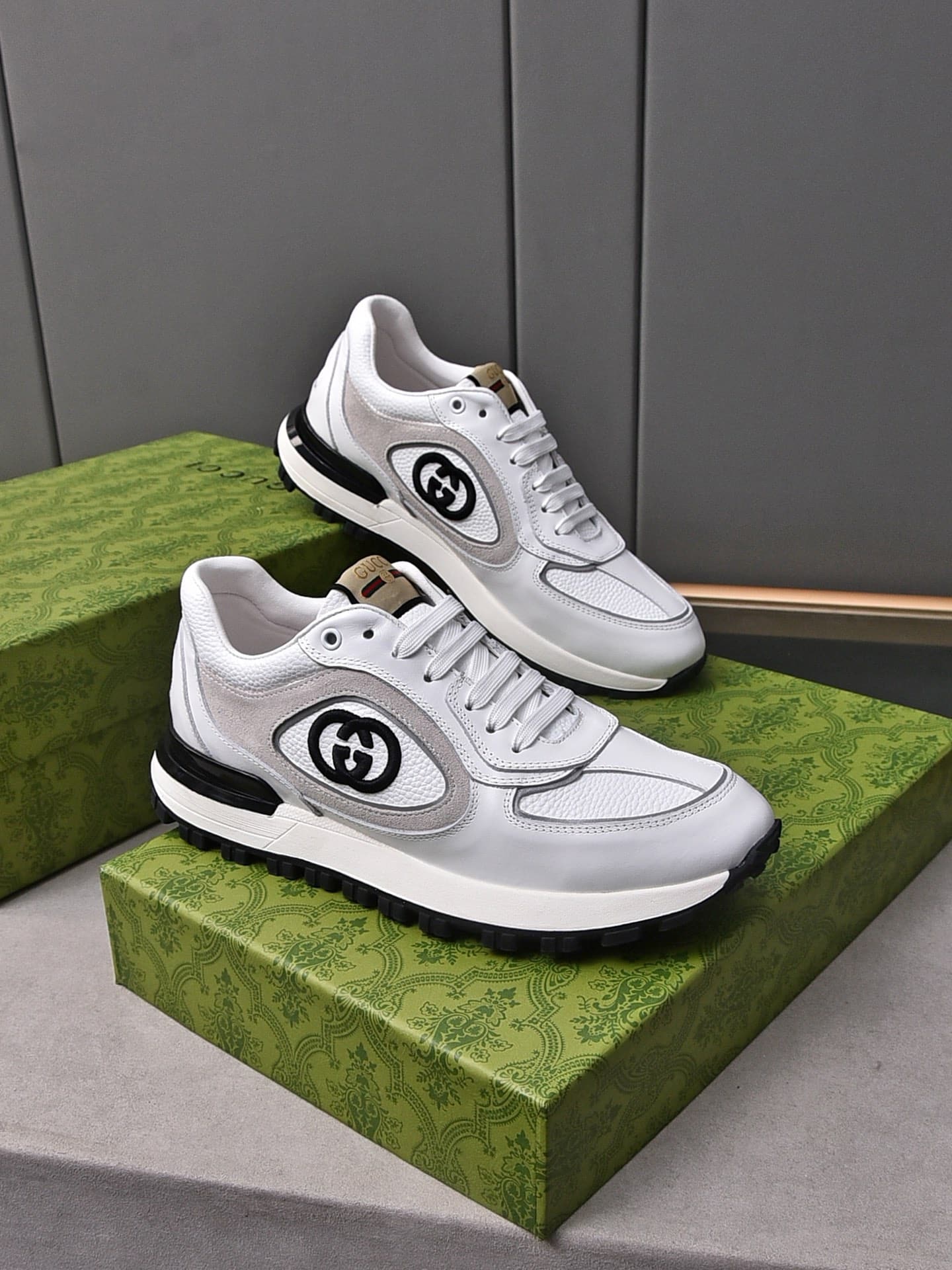 Gucci Double G Men’S Run Sneaker Beige