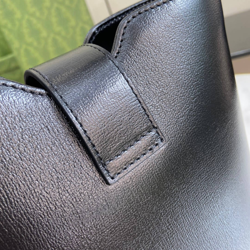Gucci Mini Bucket Shoulder Bag