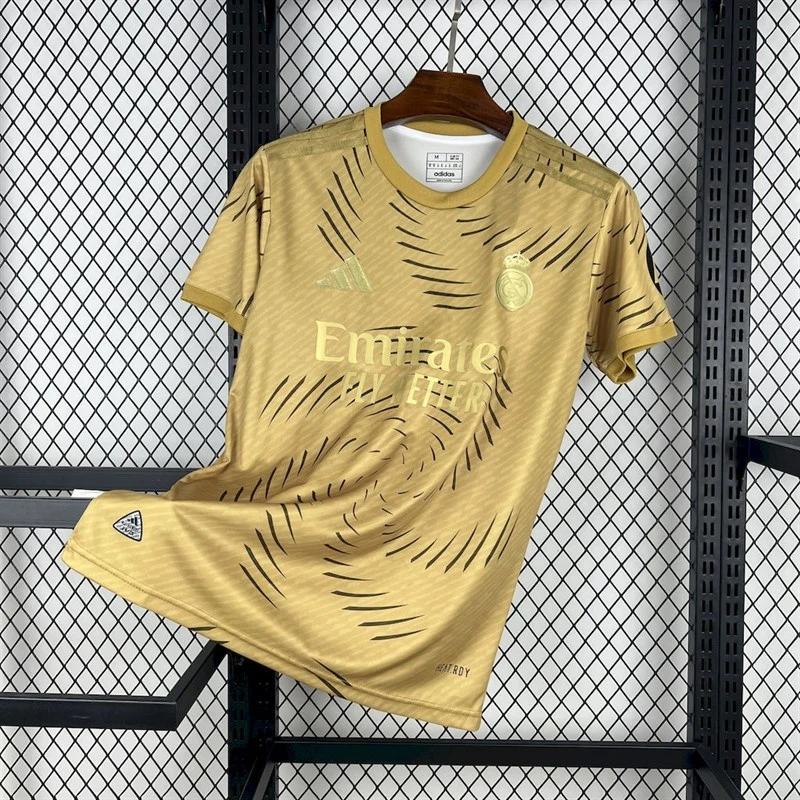 2025-26 Real Madrid season golden training Football jersey