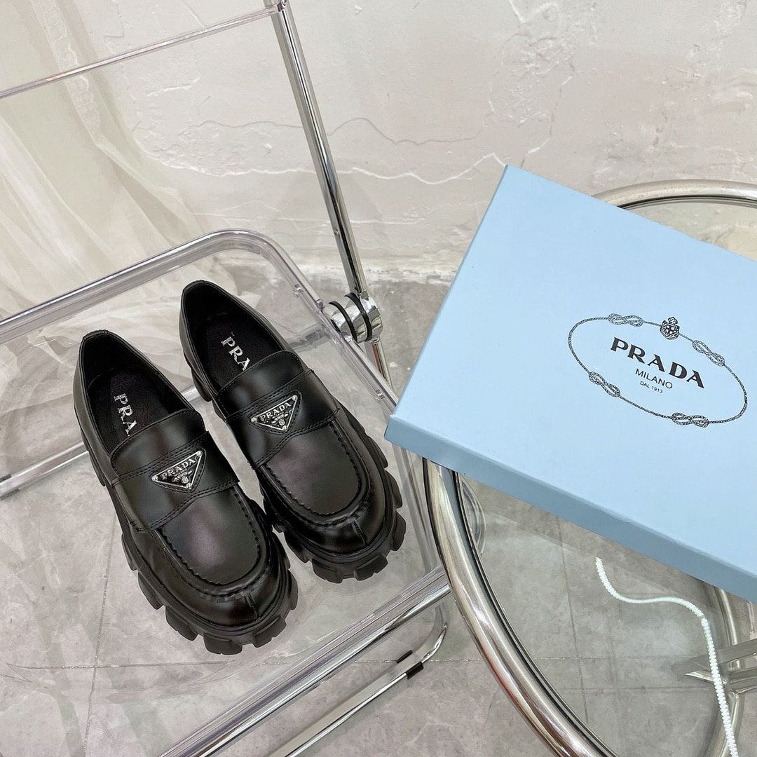 Prada Monolith Brushed Black Leather Loafers 2De129B4Lf0002