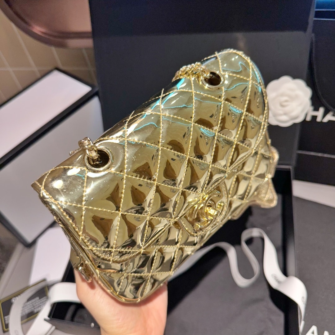 Chanel Mini Flap Bag Star Coin Purse Yellow Gold 20Cm As4646 B14873 Nt671
