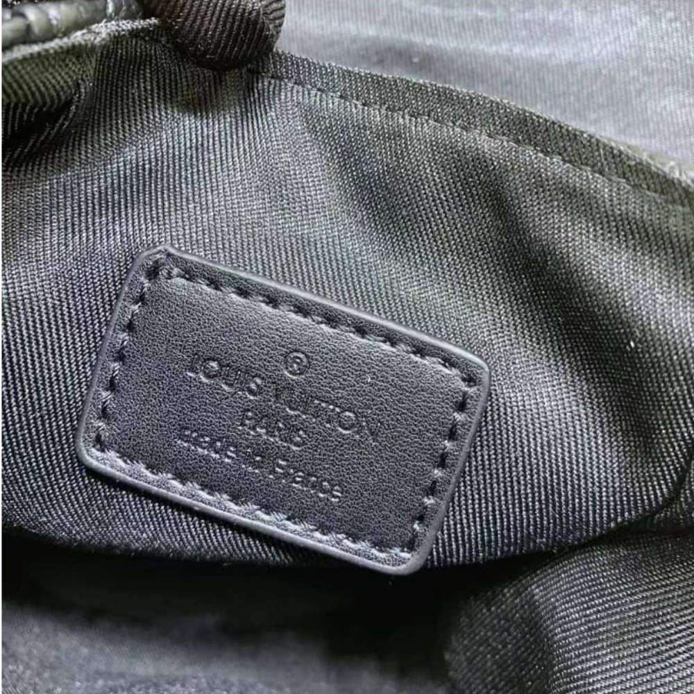 Louis Vuitton Nano Christopher 14Cm M82769