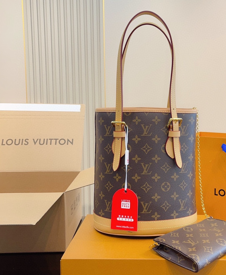 Louis Vuitton Monogram Petit Bucket Pm Monogram Canvas 26Cm M42238