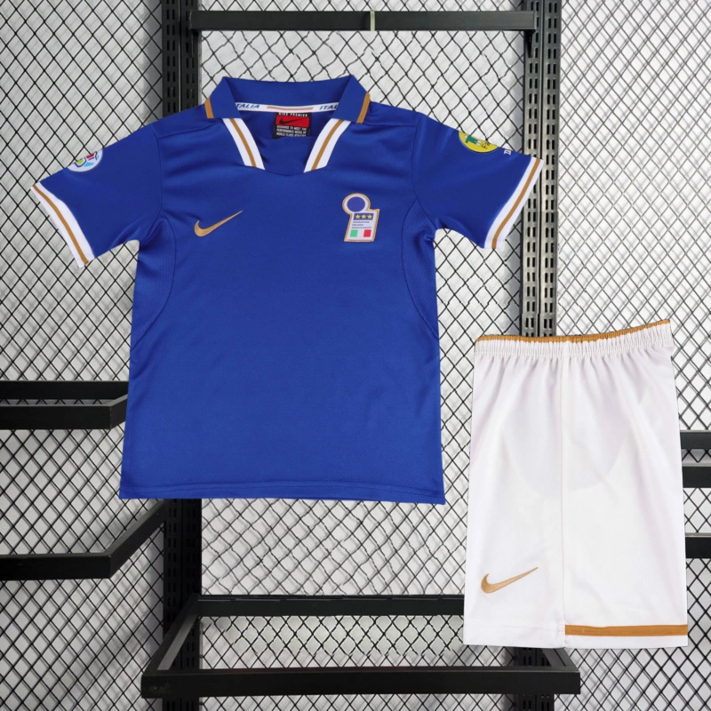 Retro 1996 Italy home KIDS MALDINI ZOLA DI MATTEO DEL PIERO Football jersey retro