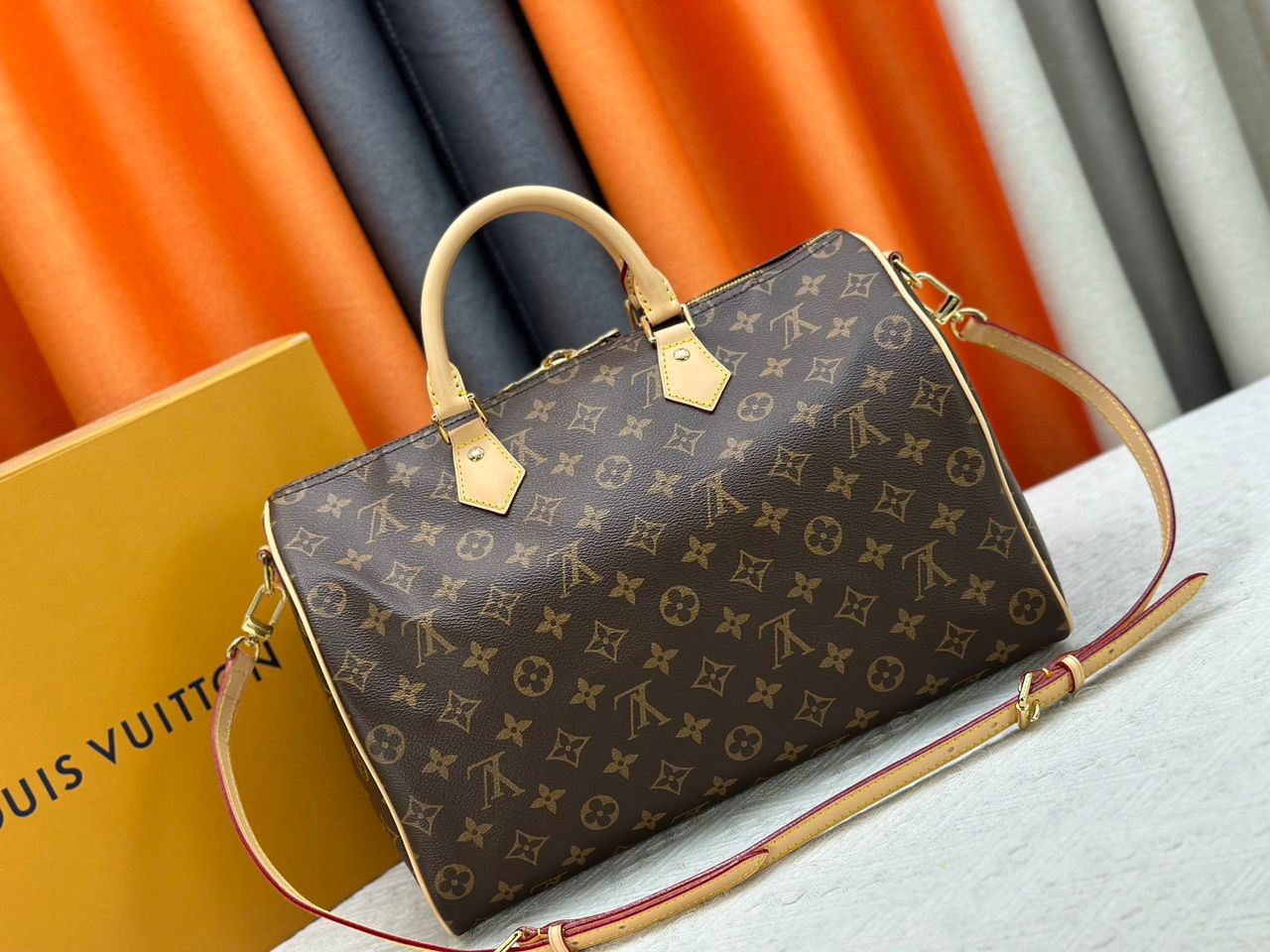 Louis Vuitton Speedy Bandouliere 35 Monogram Canvas 35cm