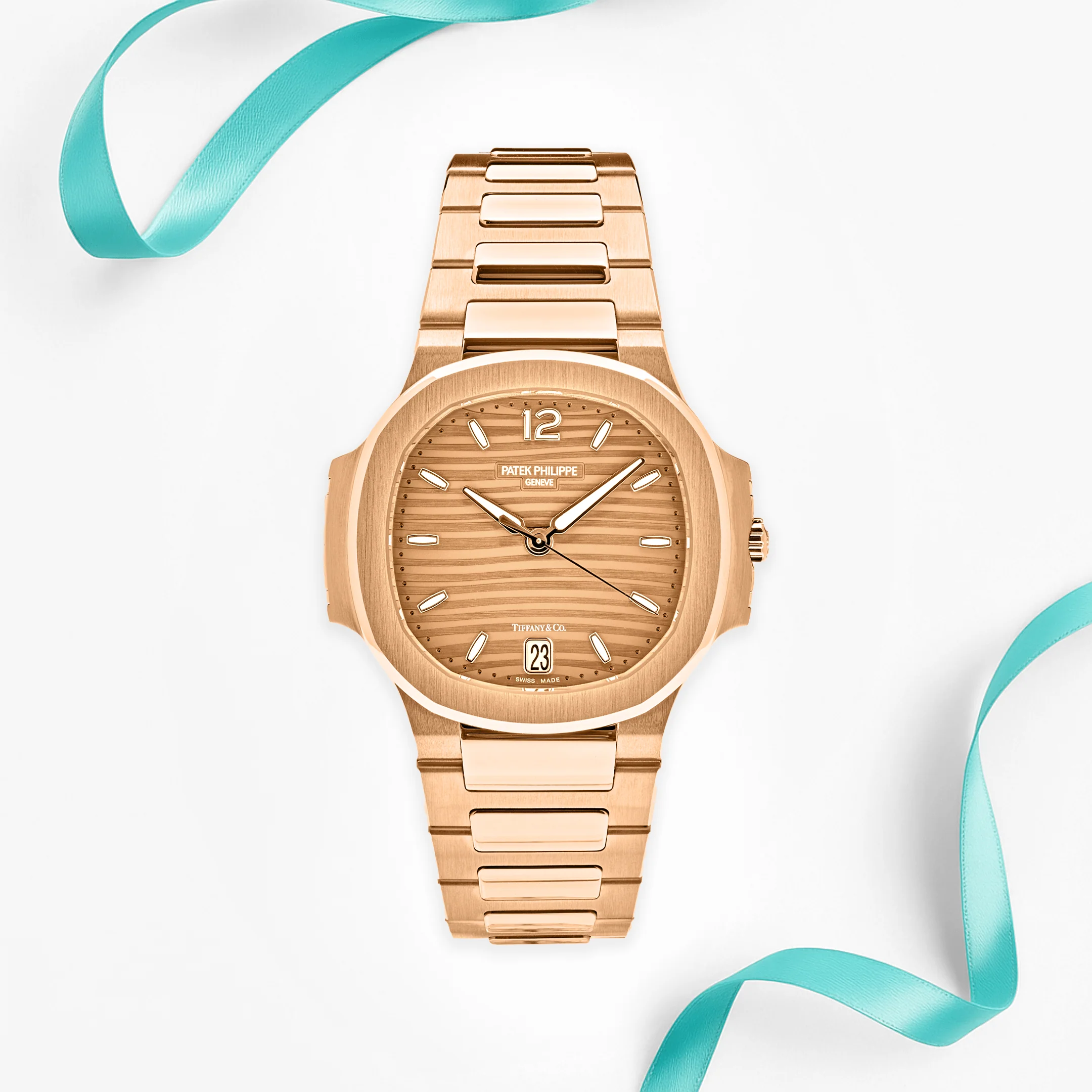 Patek Philippe Nautilus 7118/1R-010 Tiffany & Co. 'Ladies' Rose Gold Date (2022)