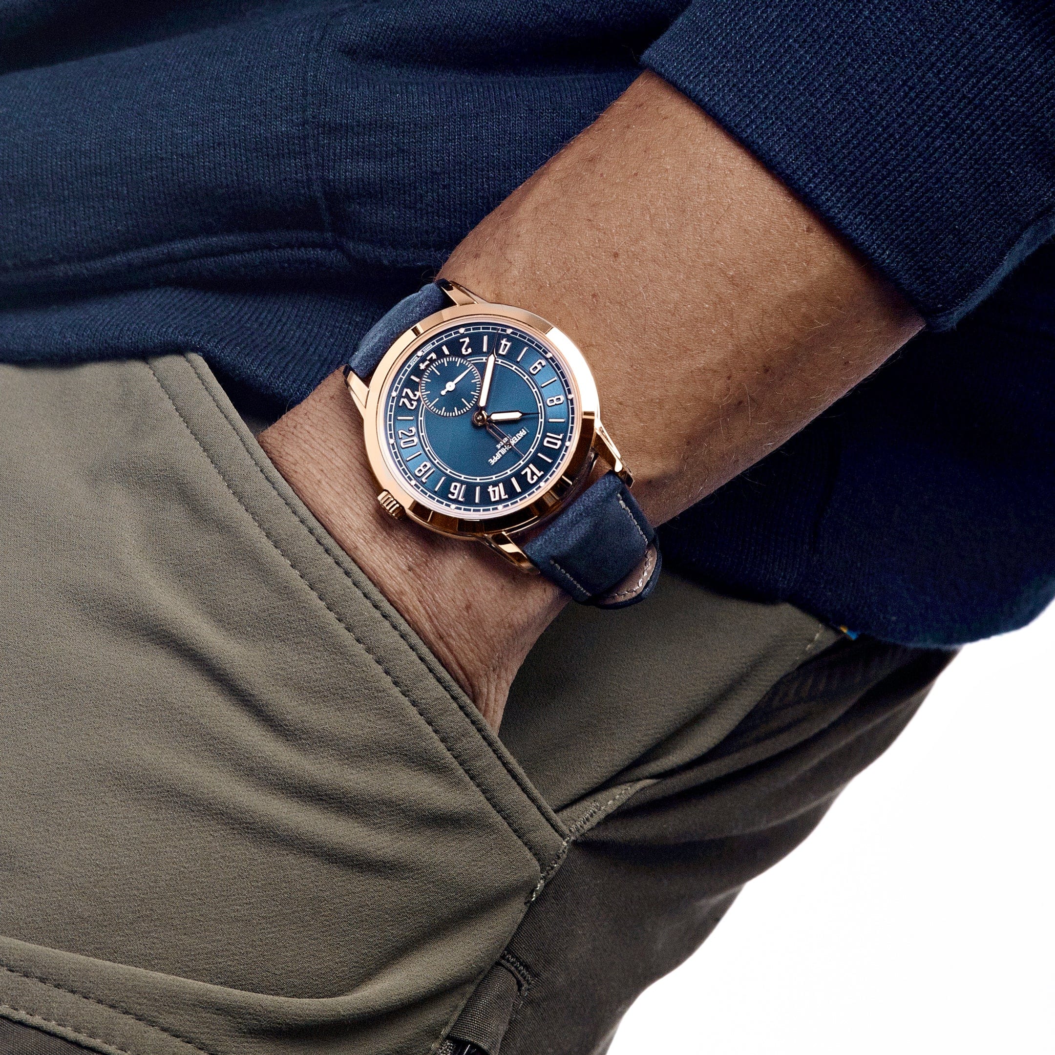 Patek Philippe Complications Calatrava 5224R-001 Travel Time Rose Gold Navy Blue Dial (2024)
